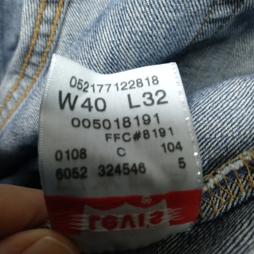 Levis 501XX men's blue jeans button fly sz 40x32. Pb2 53pm